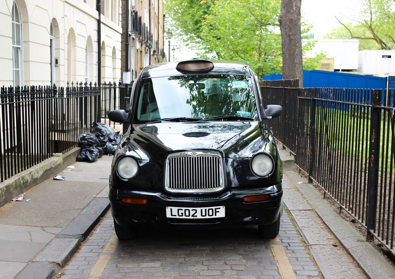 http://www.visitlondontaxitours.com/tours/london-street-food-taxi-tour